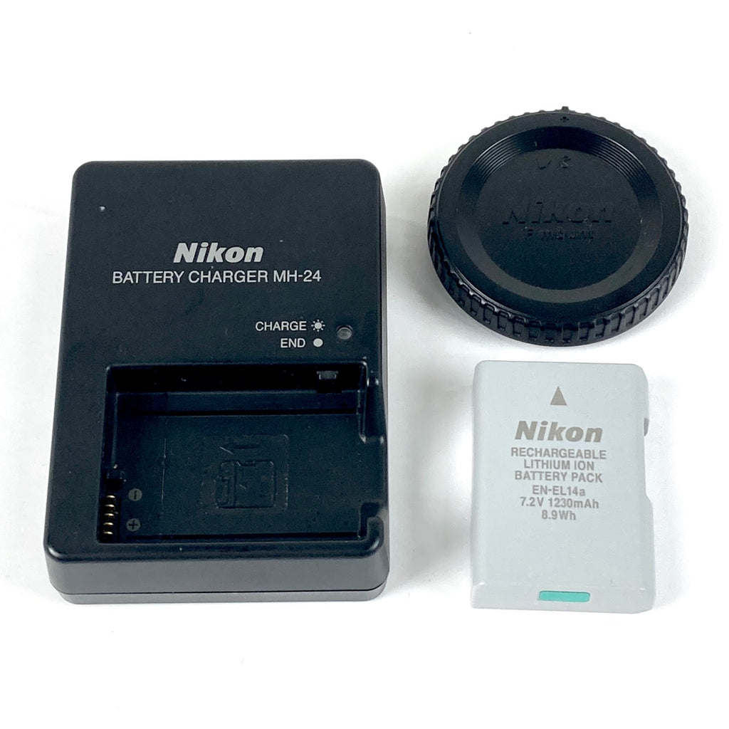 ニコン Nikon D5600 ボディ デジタル 一眼レフカメラ 【中古】