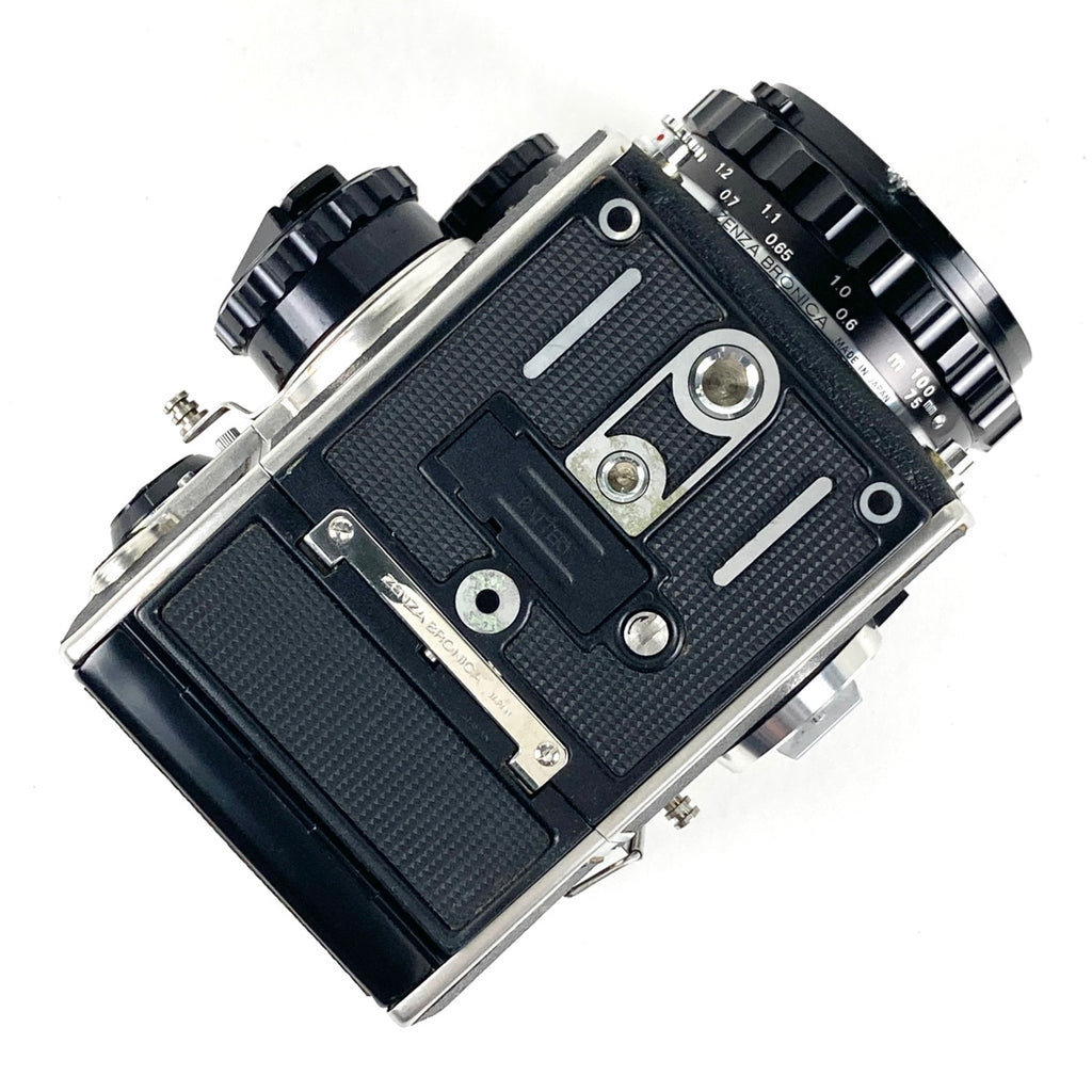 ゼンザブロニカ Zenza Bronica EC + NIKKOR-P.C 75mm F2.8 中判カメラ 【中古】