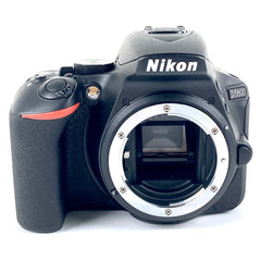 ニコン Nikon D5600 ボディ デジタル 一眼レフカメラ 【中古】