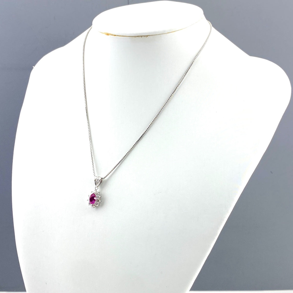 バイセル公式】ルビー デザインネックレス プラチナ ペンダント