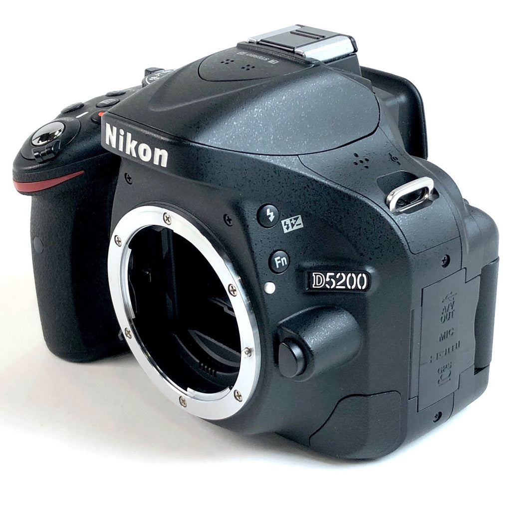 ニコン Nikon D5200 18-55 VR レンズキット ブラック デジタル 一眼レフカメラ 【中古】