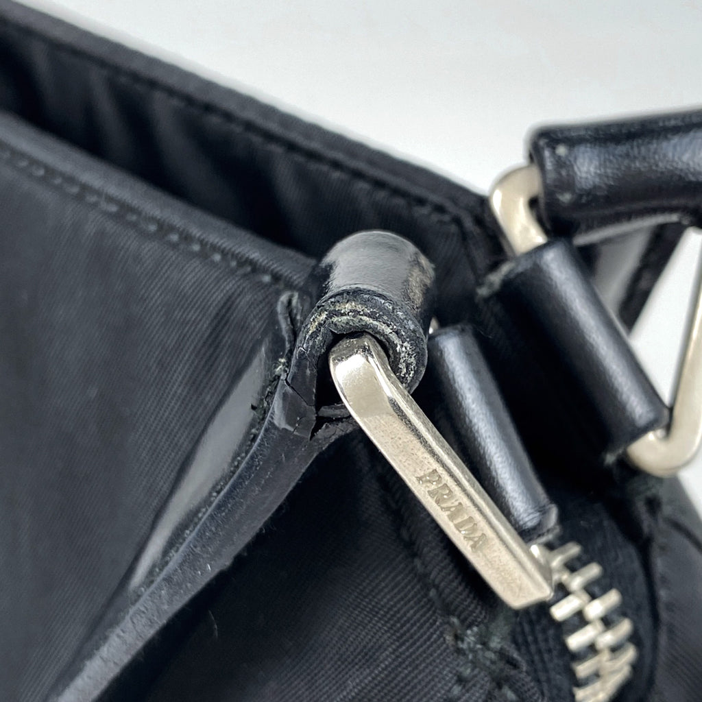 プラダ ロゴプレート ショルダーバッグ トートバッグ ショルダーバッグ ナイロン ネロ(ブラック) レディース 【中古】brbag