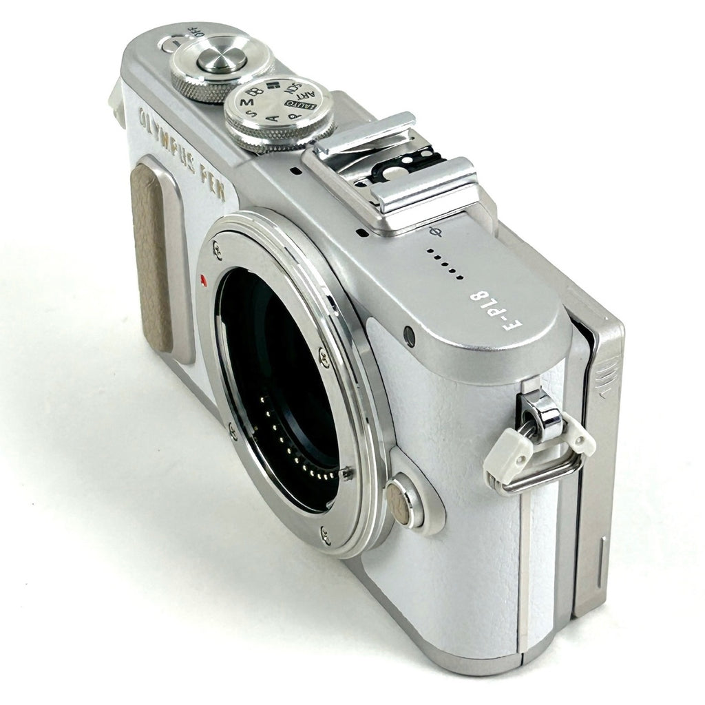 オリンパス OLYMPUS PEN E-PL8 ホワイト + M.ZUIKO DIGITAL 40-150mm F4.0-5.6 R シルバー デジタル ミラーレス 一眼カメラ 【中古】