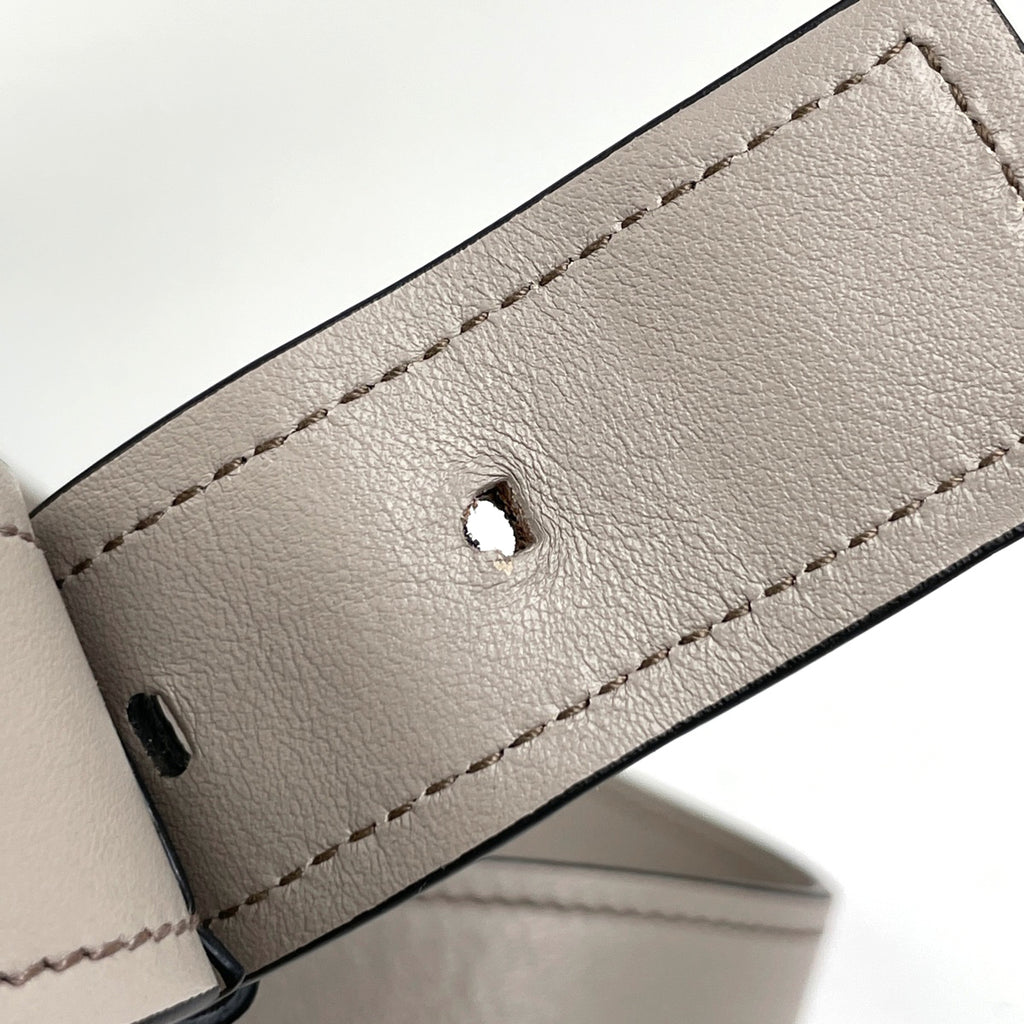 プラダ ロゴ ハンドバッグ 2WAY ショルダーバッグ ハンドバッグ レザー グレージュ 1BA175 レディース 【中古】brbag