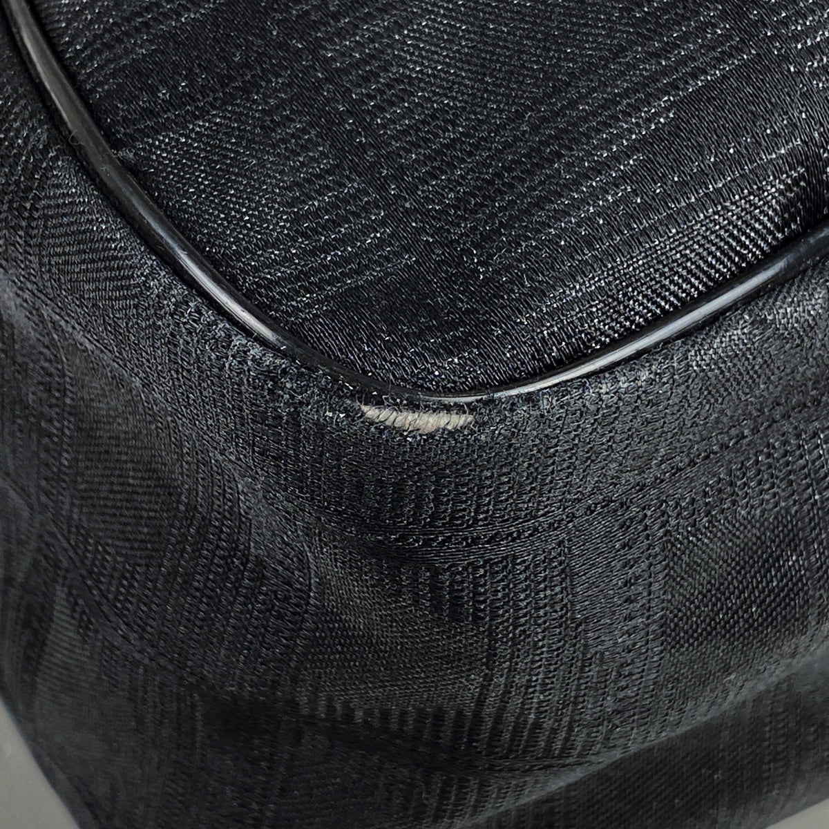 極美品　シャネル　ニュートラベル　トート　ショルダーバッグ　茶　ナイロン　シール シャネル】ニュートラベルラインは今更流行遅れでダサい？定価や