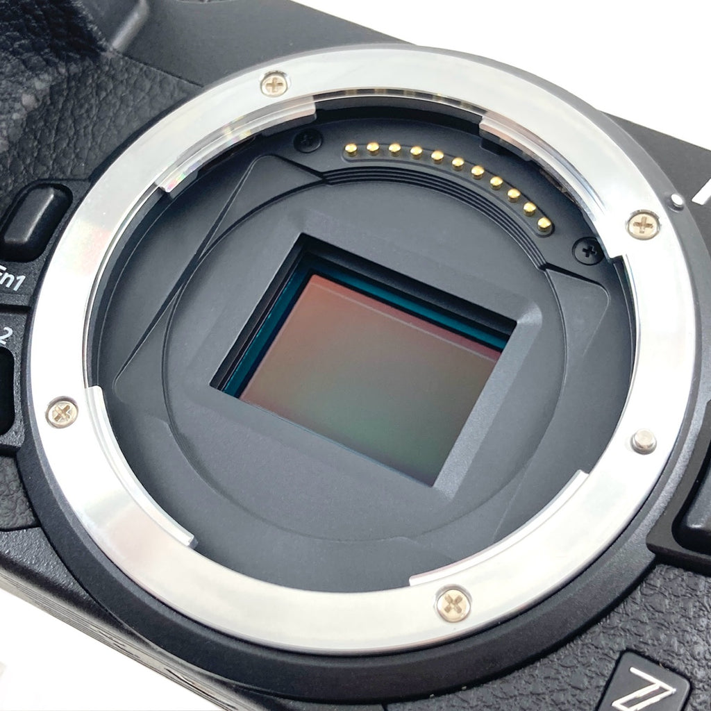 【在庫一掃】 ニコン Nikon Z30 ボディ デジタル ミラーレス 一眼カメラ 【中古】cambb