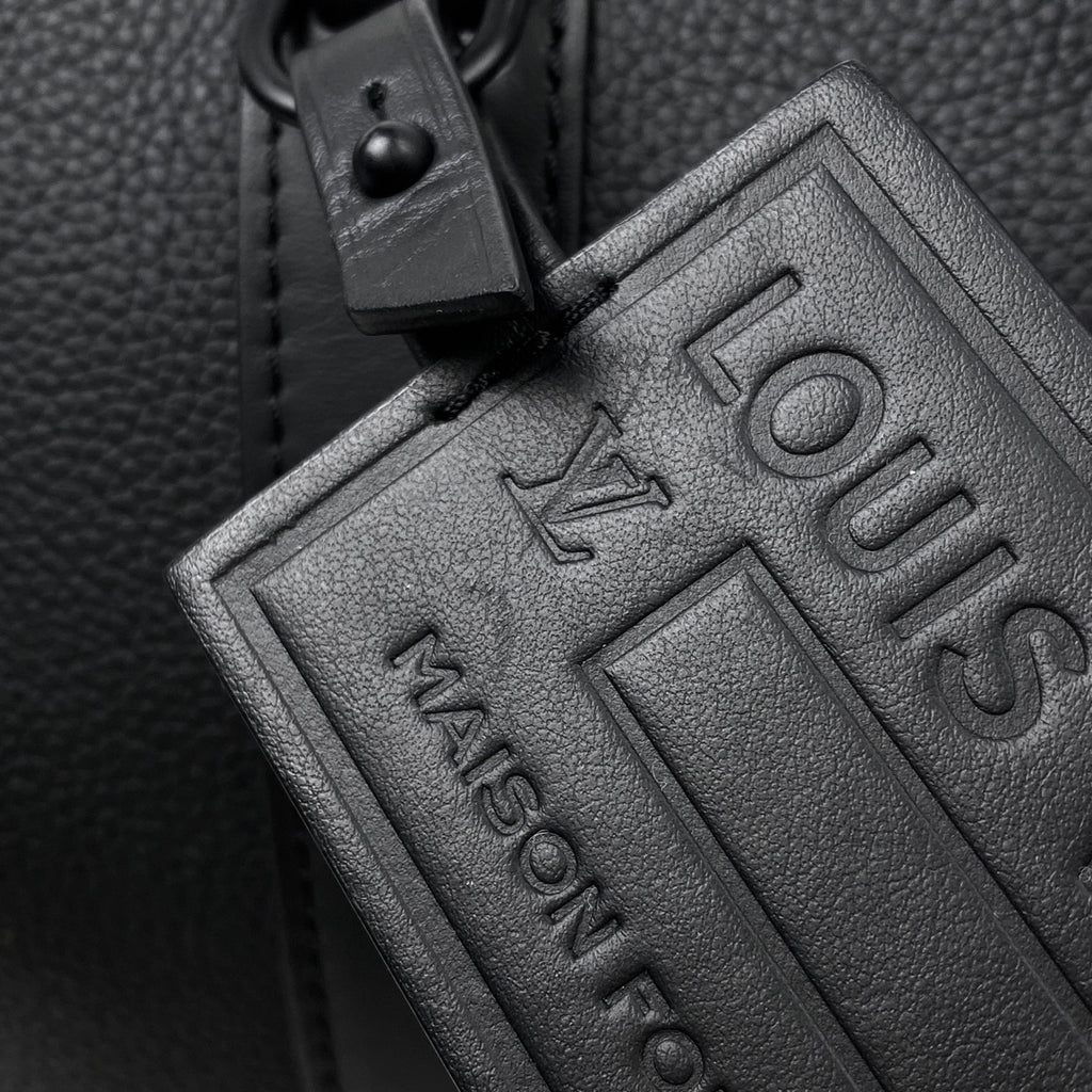 ルイ・ヴィトン シティ キーポル LV アエログラム ショルダーバッグ レザー ノワール(ブラック) M59255 メンズ 【中古】brbag