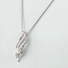 【在庫一掃】 ダイヤモンド デザインネックレス WG ホワイトゴールド ペンダント ネックレス K18 WG ダイヤモンド レディース 【中古】 brjwl