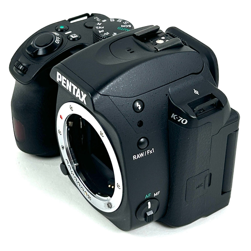 ペンタックス PENTAX K-70 18-135WR レンズキット ブラック デジタル 一眼レフカメラ 【中古】