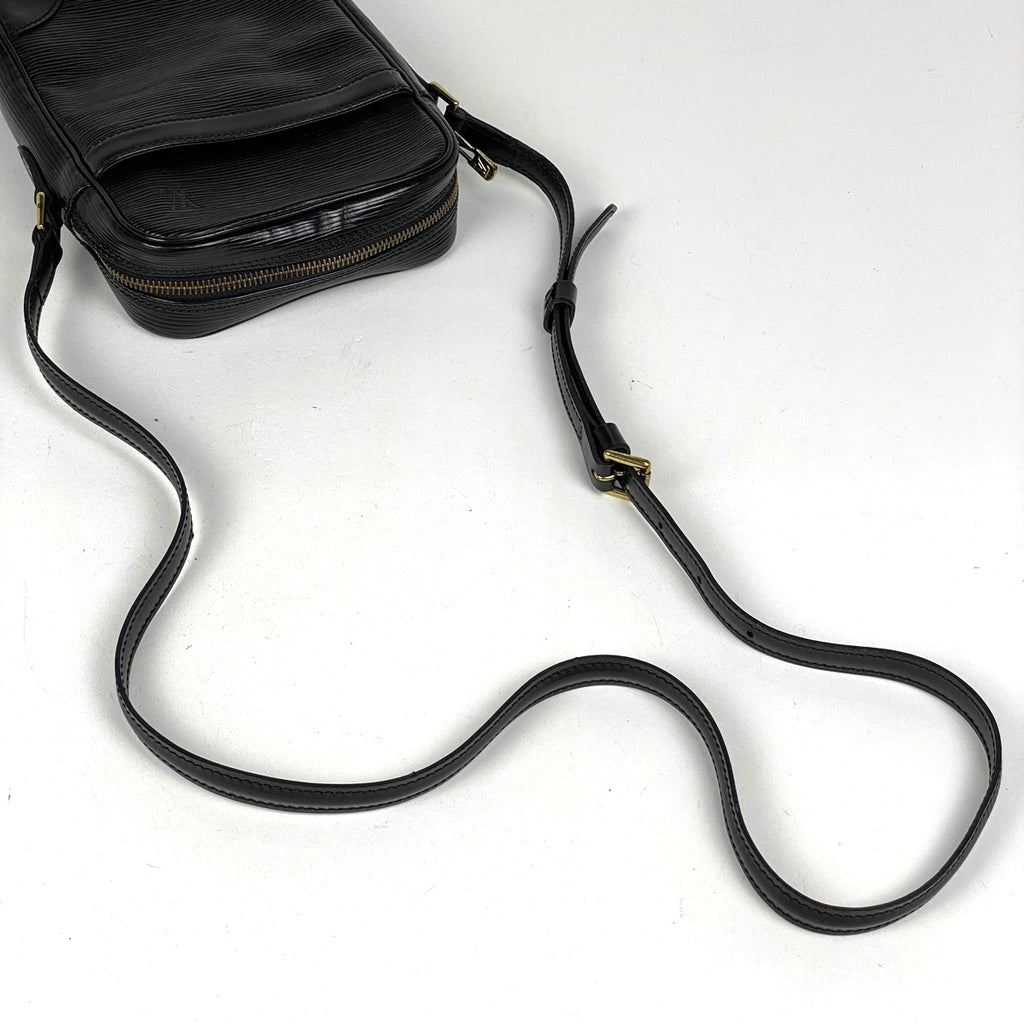 ルイ・ヴィトン ダヌーブ 斜め掛け ショルダーバッグ エピ ノワール(ブラック) M45632 レディース 【中古】brbag