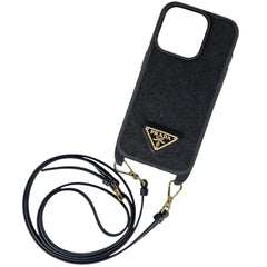 プラダ ロゴプレート スマホケース スマホカバー iPhone15 Pro 携帯電話ケース レザー ブラック レディース 【中古】brbag