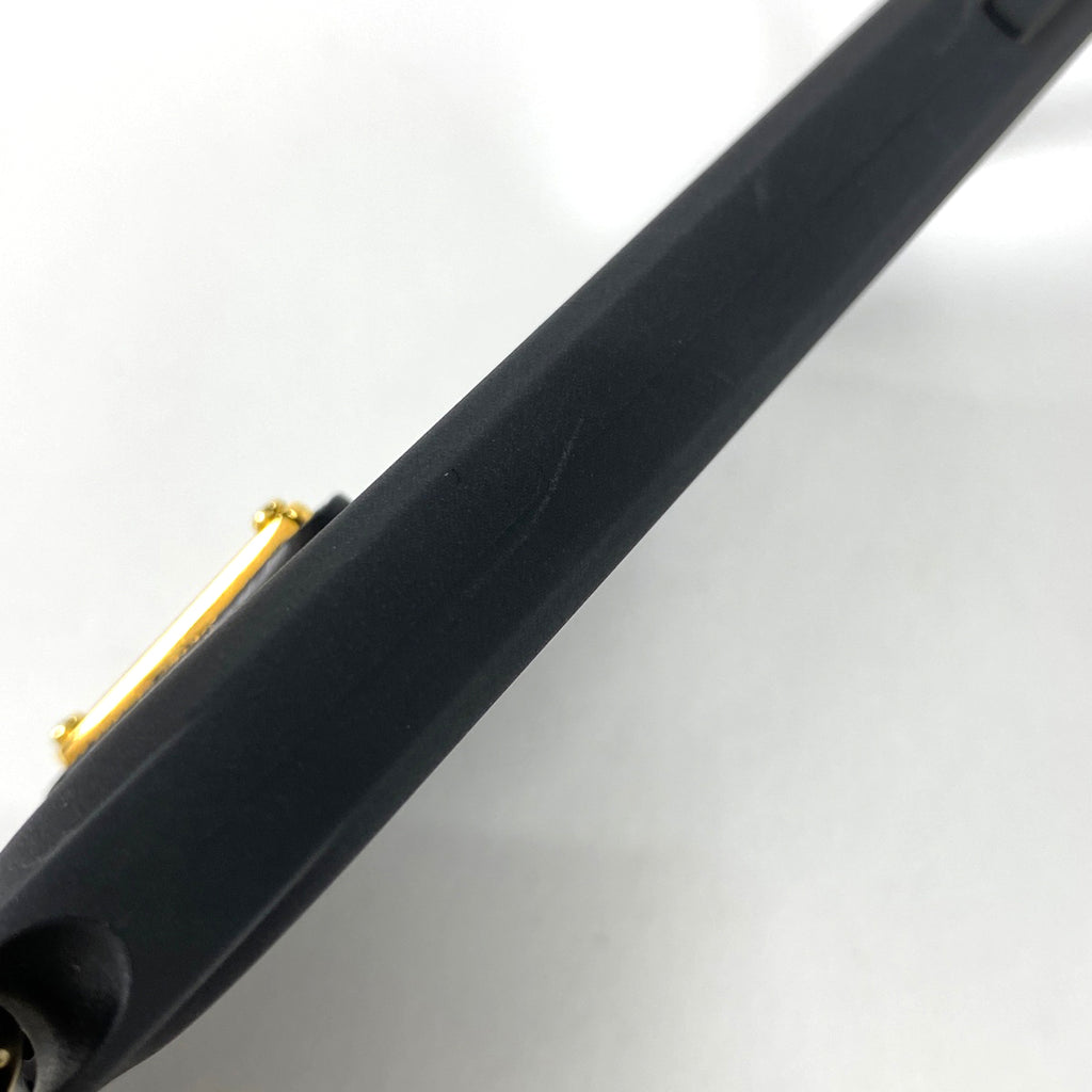 プラダ ロゴプレート スマホケース スマホカバー iPhone15 Pro 携帯電話ケース レザー ブラック レディース 【中古】brbag