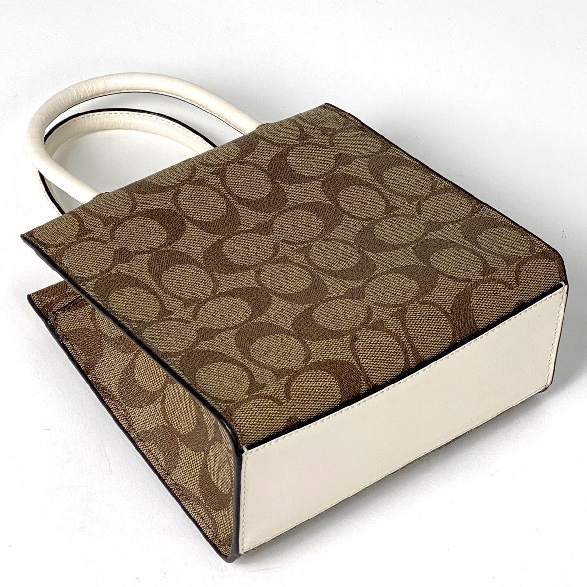 コーチ　キャリーケース　シグネチャー　2輪　キャンバス　レザー　ベージュ　茶色 コーチ キャリーケース シグネチャー 2輪 キャンバス レザー