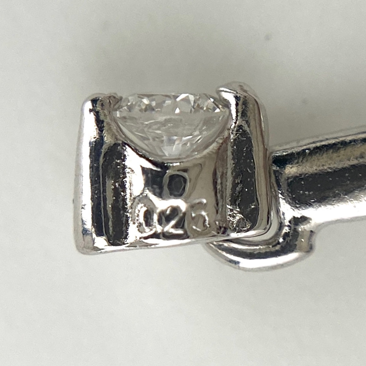 K18ダイヤモンドピアス 0,18