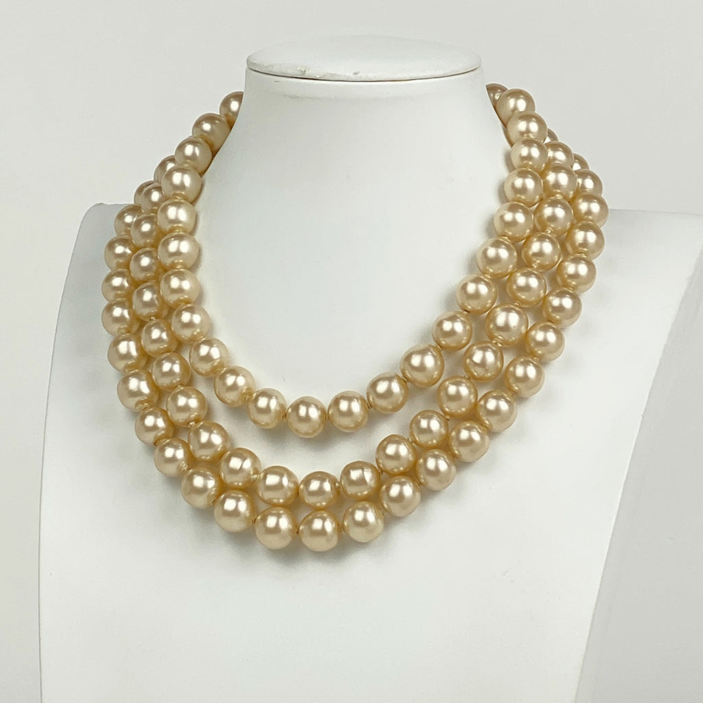 シャネル ココマーク フェイクパール ネックレス 3連 ネックレス フェイクパール GP ベージュ レディース 【中古】bracc