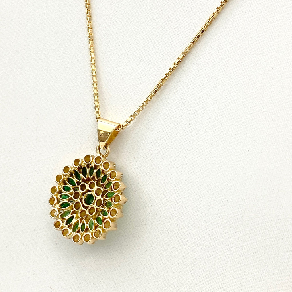 エメラルド デザインネックレス YG イエローゴールド ペンダント メレダイヤ ネックレス K18 エメラルド ダイヤモンド レディース 【中古】nbjwl
