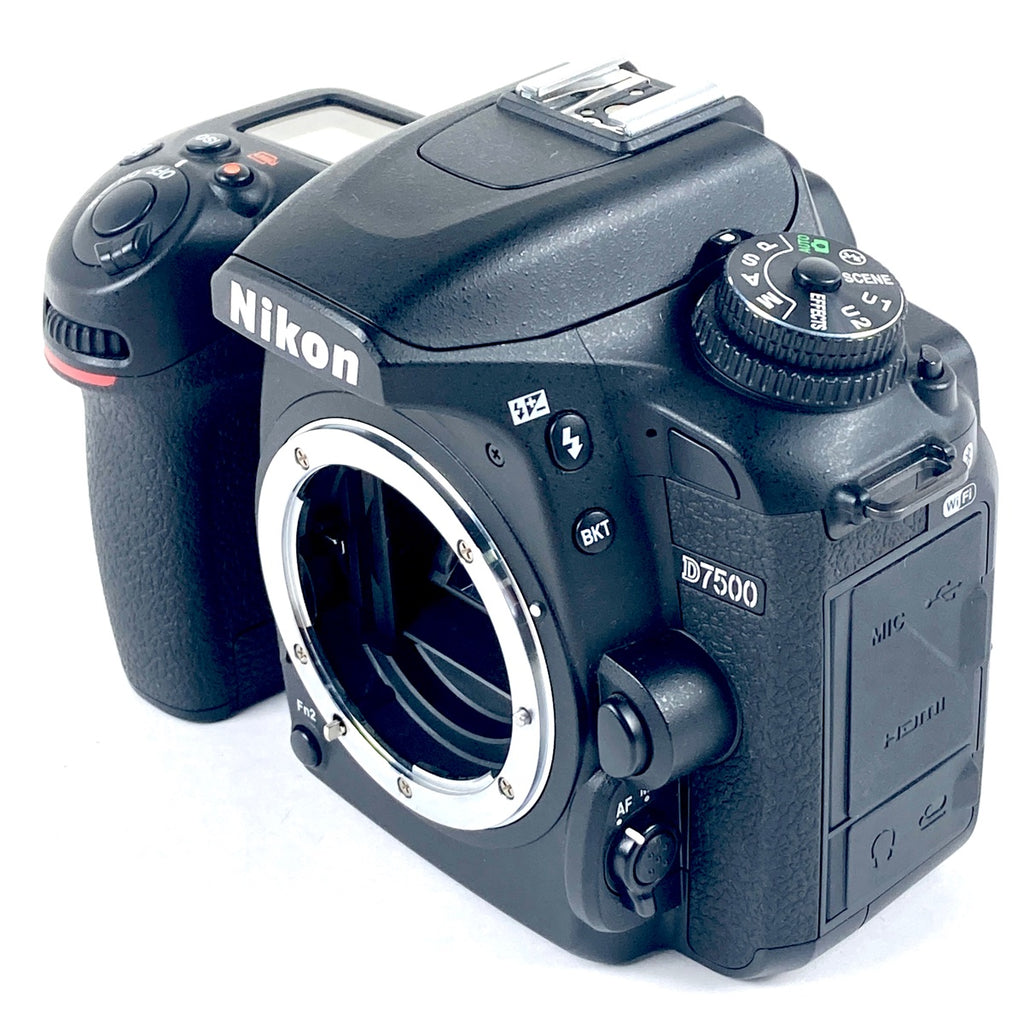 ニコン Nikon D7500 ボディ デジタル 一眼レフカメラ 【中古】