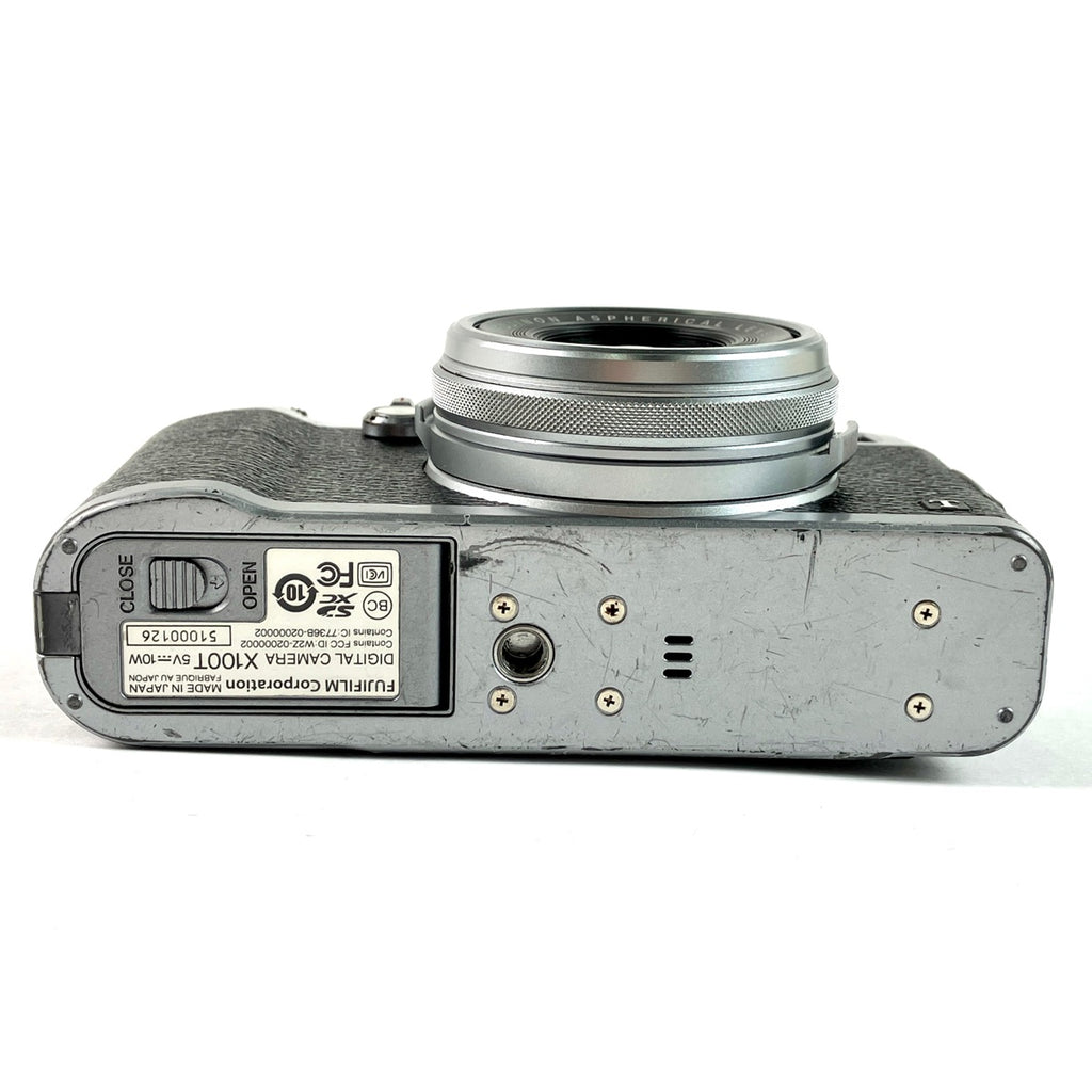 富士フイルム FUJIFILM X100T シルバー コンパクトデジタルカメラ 【中古】cambb