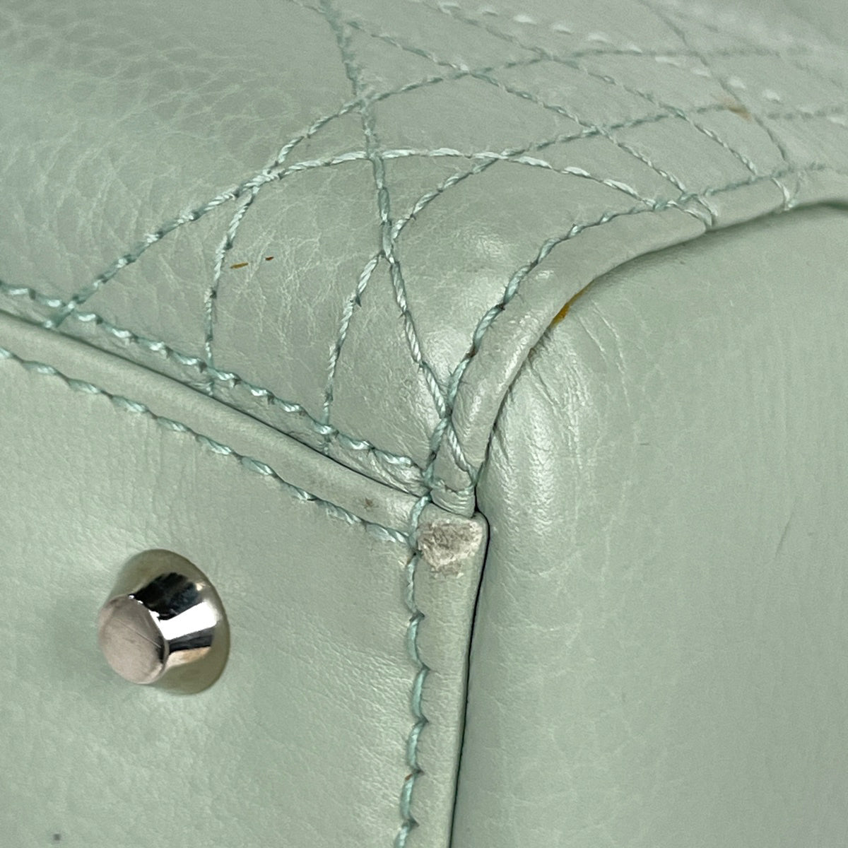 新品 未使用 クリスチャンディオール 手袋 グローブ グリーン 緑 カシミヤ 新品 未使用 クリスチャンディオール 手袋 グローブ グリーン 緑