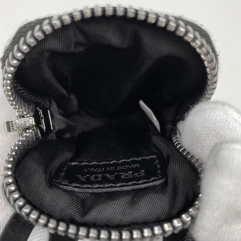 プラダ ロゴプレート フォンホルダー スマホホルダー オブリーク ポーチ 携帯電話ケース ナイロン レザー ラバー ネロ(ブラック) レディース 【中古】brbag