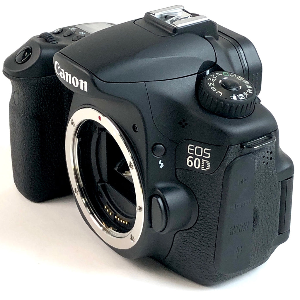 【在庫一掃】 キヤノン Canon EOS 60D EF-S 18-135 IS レンズキット デジタル 一眼レフカメラ 【中古】cambb