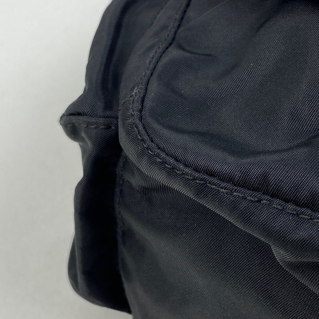 プラダ ロゴプレート ショルダーバッグ ナイロン ネロ(ブラック) レディース 【中古】brbag