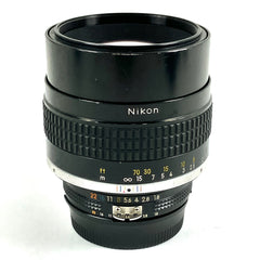 ニコン Nikon Ai-S NIKKOR 105mm F1.8 一眼カメラ用レンズ（マニュアルフォーカス） 【中古】cambb