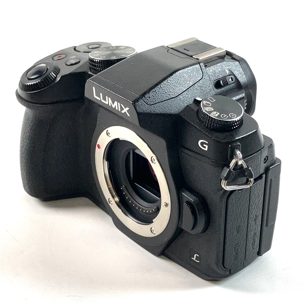 パナソニック Panasonic LUMIX DMC-G8 + M.ZUIKO DIGITAL 25mm F1.8 シルバー デジタル ミラーレス 一眼カメラ 【中古】