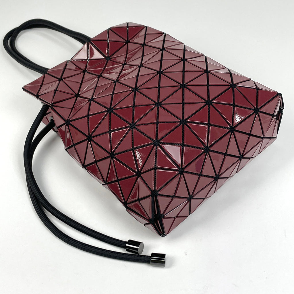 イッセイミヤケ バオバオ ショルダーバッグ 巾着型 ショルダーバッグ PVC ボルドー レディース 【中古】brbag