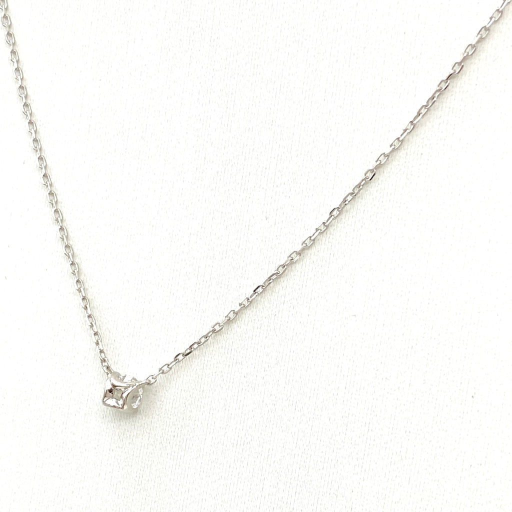 4°C メレダイヤ デザインネックレス プラチナ ペンダント 1Pダイヤ ネックレス Pt850 ダイヤモンド レディース 【中古】brjwl