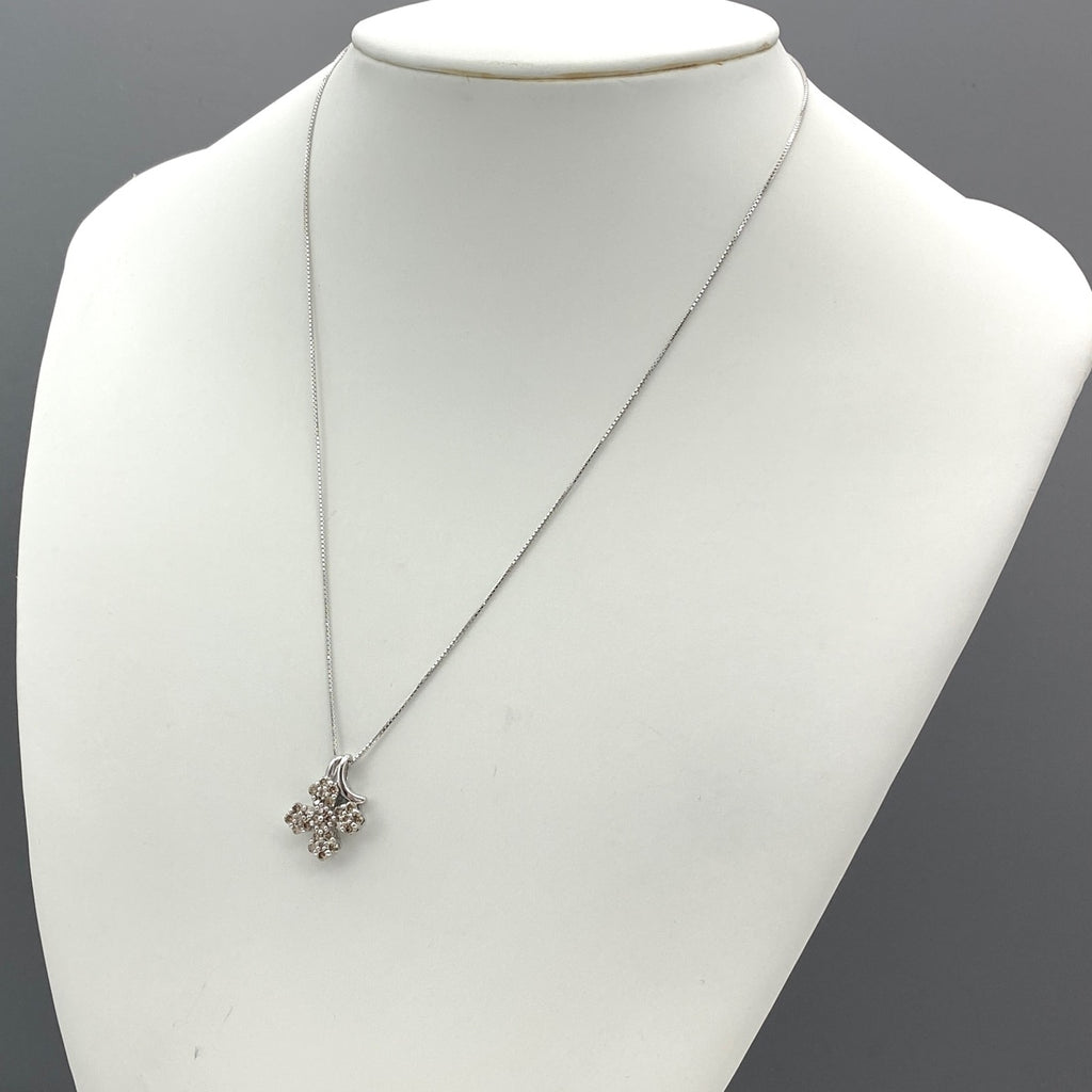 フラワーモチーフ デザインネックレス WG ホワイトゴールド ペンダント 花 ネックレス K18 WG ダイヤモンド レディース 【中古】nbjwl