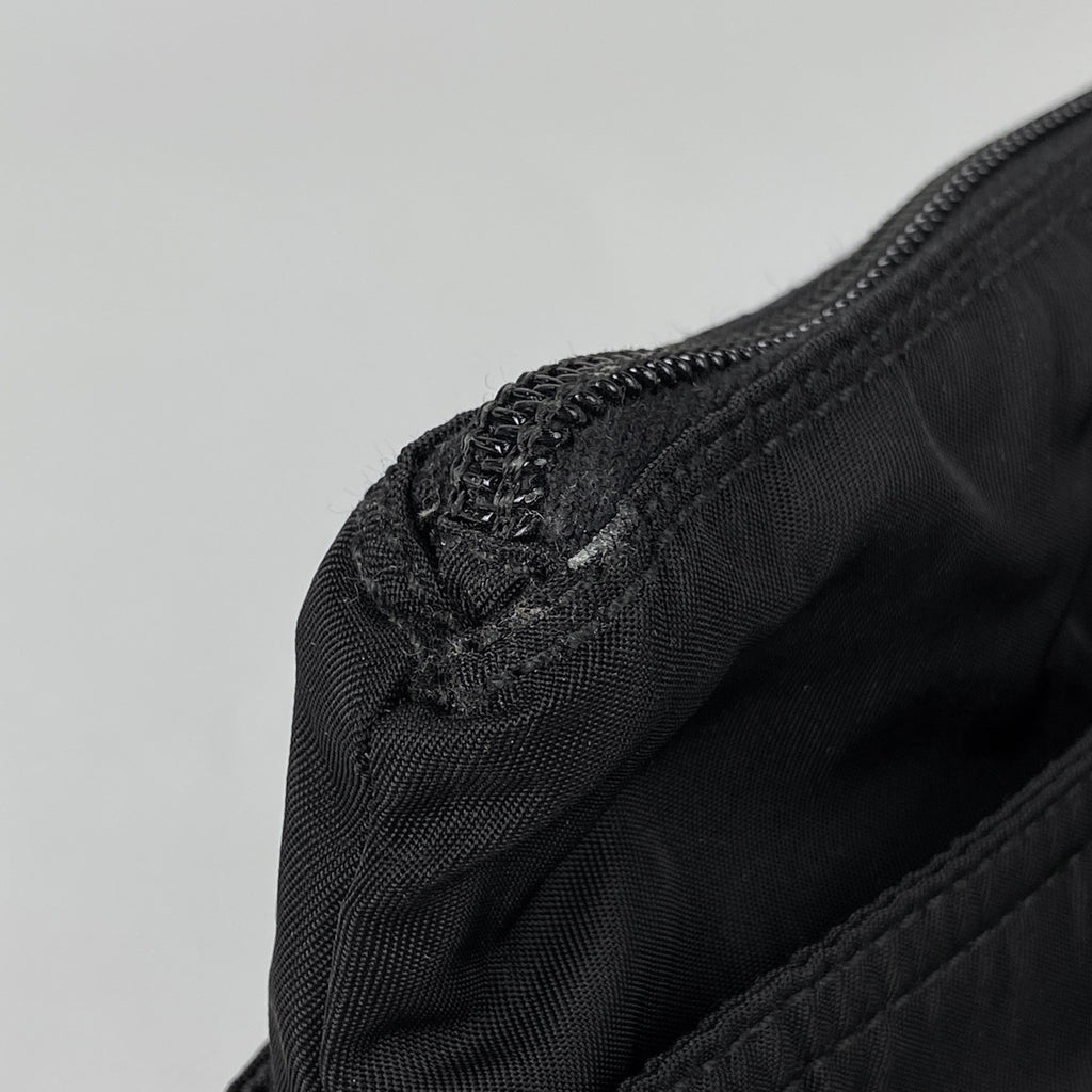 プラダ ロゴプレート トートバッグ ショルダーバッグ トートバッグ ナイロン ネロ(ブラック) レディース 【中古】brbag