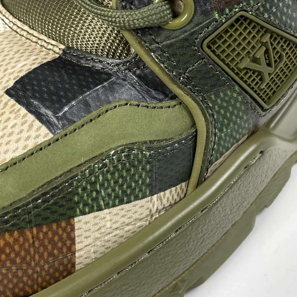 バイセル公式】ルイ・ヴィトン LV トレイナー マキシ スニーカー ダモ