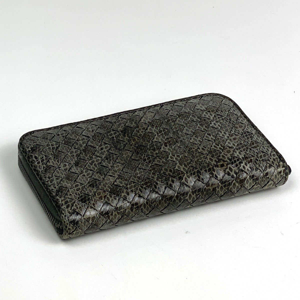 バイセル公式】ボッテガヴェネタ イントレチャート 長財布