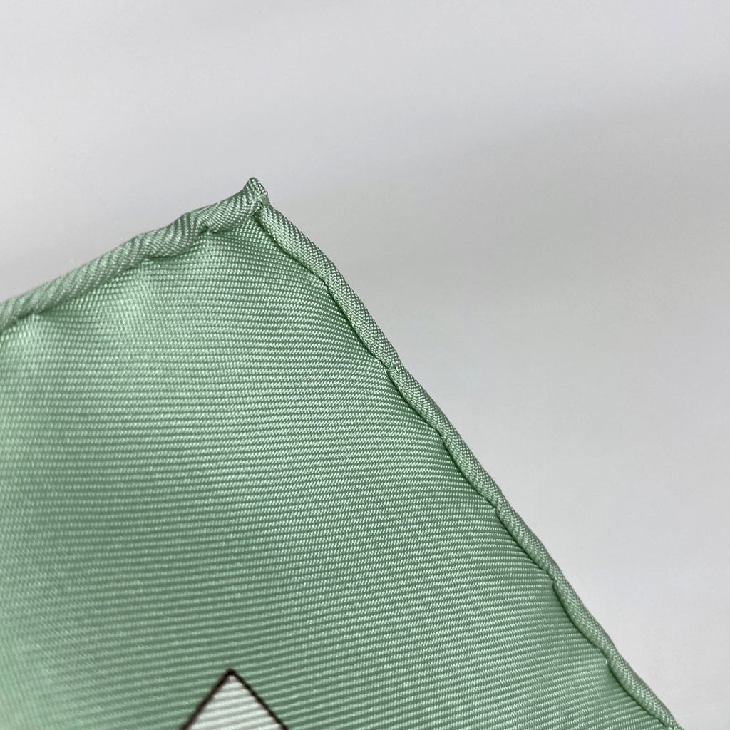 エルメス カレ 90 joyaux de l'ete 夏の宝石 蝶 スカーフ シルク ライトグリーン レディース 【中古】brbag