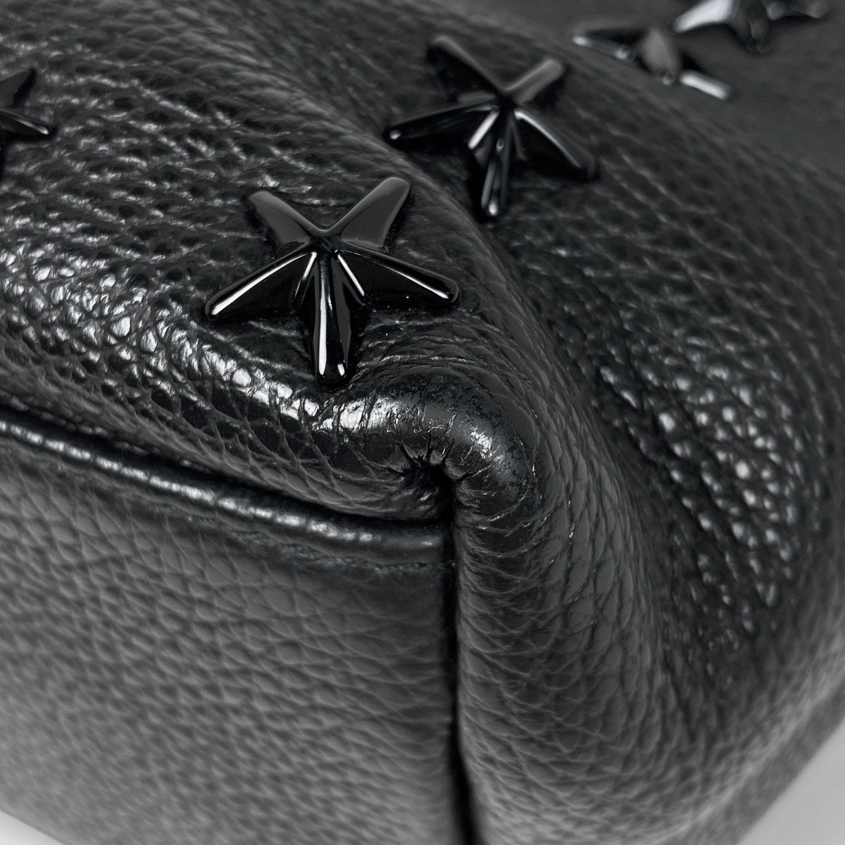 ジミーチュウ スティーヴィー レザー ショルダーバッグ スター スタッズ 星 黒 バイセル公式】ジミーチュウ ロゴ ハンドバッグ スタッズ スター