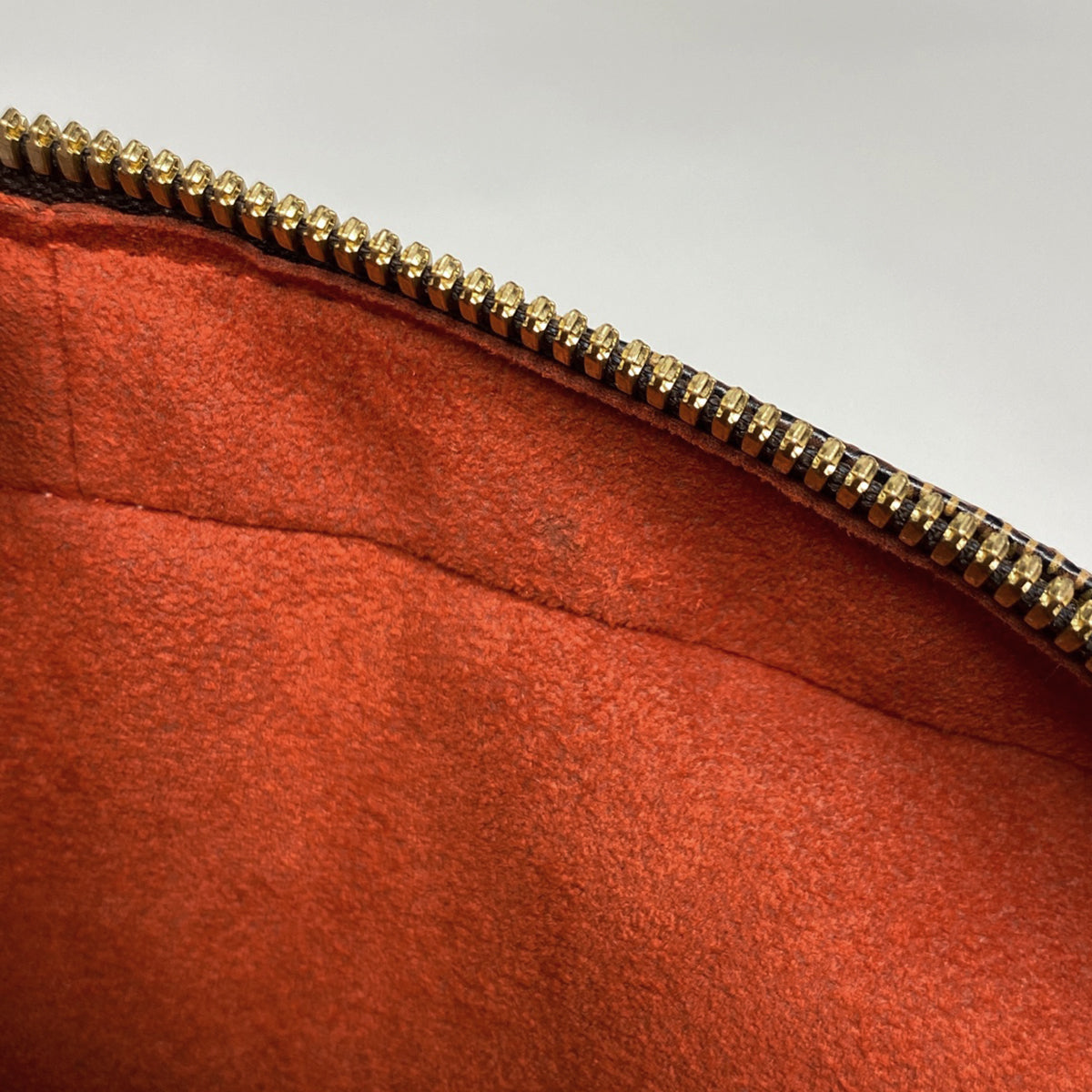 極美品　ルイヴィトン　LOUISVUITTON ダミエ　サリア　ミニN51286 ルイヴィトン ダミエ エベヌ サリア・ミニ N51286