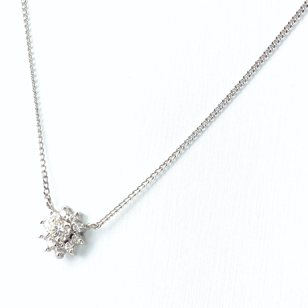 フラワーモチーフ デザインネックレス プラチナ ペンダント メレダイヤ 花 ネックレス Pt900 Pt850 ダイヤモンド レディース 【中古】nbjwl