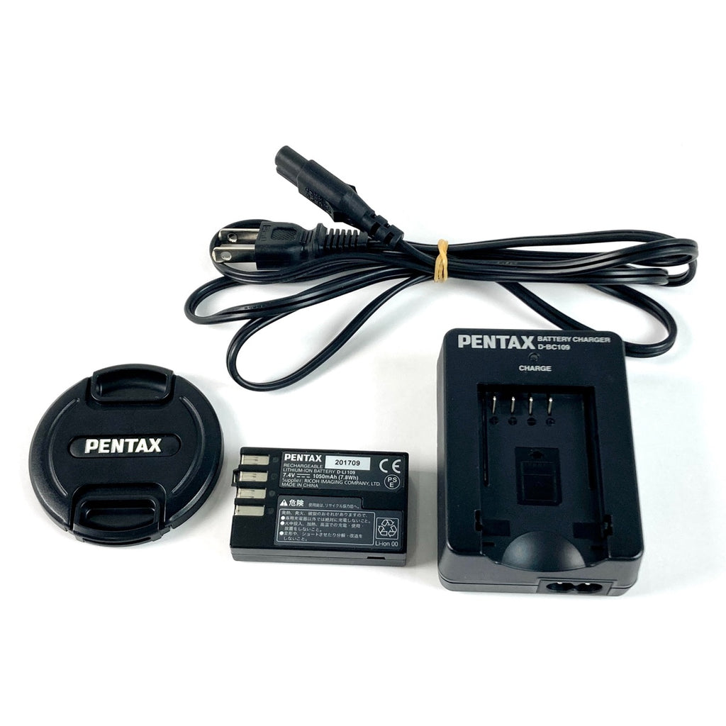 ペンタックス PENTAX K-70 18-135WR レンズキット シルキーシルバー デジタル 一眼レフカメラ 【中古】