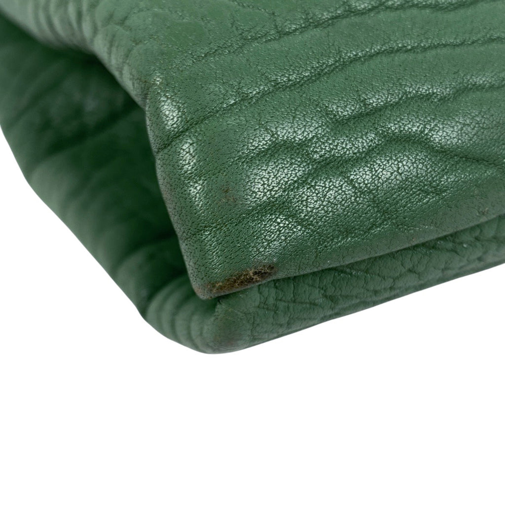 プラダ レザートライアングル ショルダーバッグ 23SS ショルダーバッグ レザー グリーン レディース 【中古】brbag