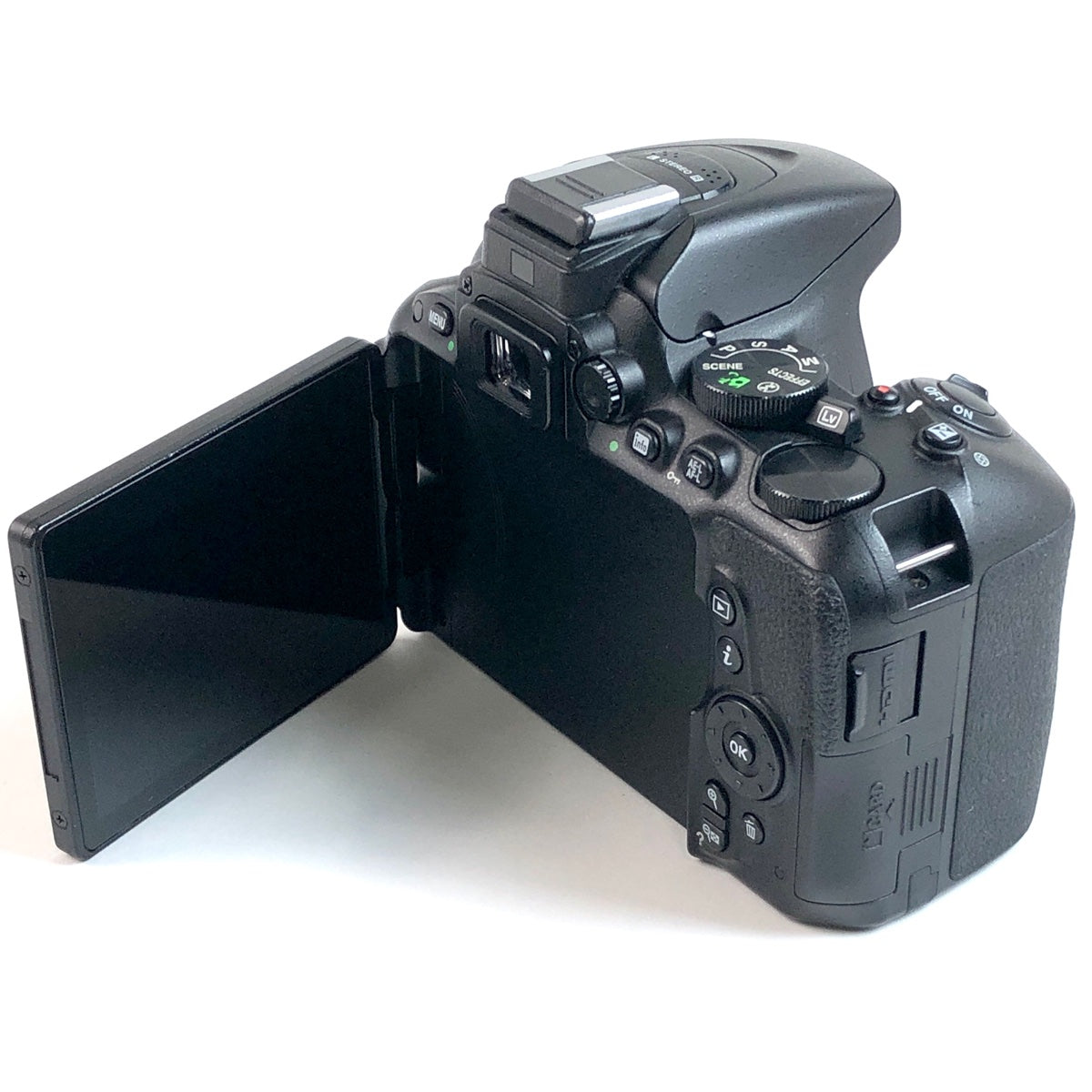 バイセル公式】ニコン Nikon D5500 18-55 VR II レンズキット
