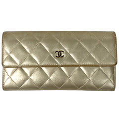 シャネル ココマーク 二つ折り 長財布 マトラッセ 長財布 レザー ゴールド レディース 【中古】brbag