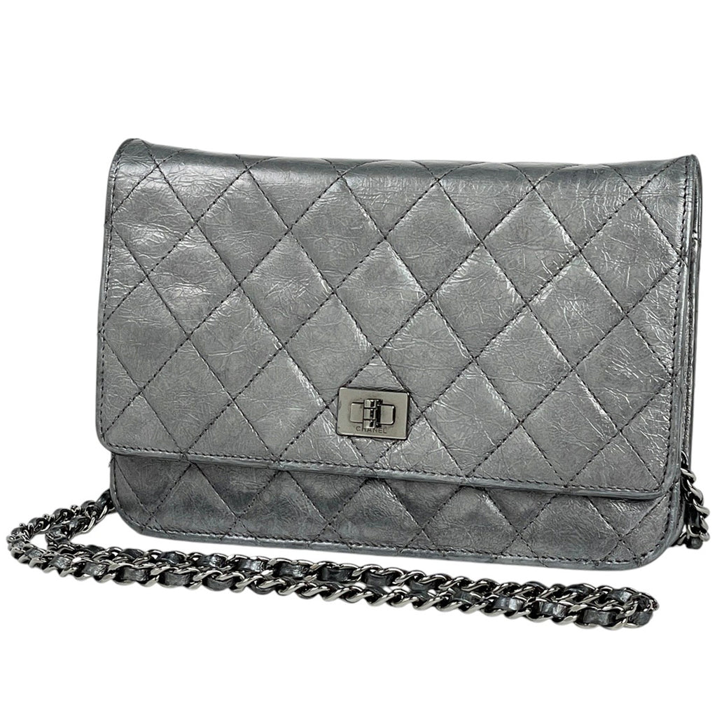 シャネル 2.55ライン チェーン ウォレット マトラッセ ショルダーバッグ レザー シルバー レディース 【中古】brbag
