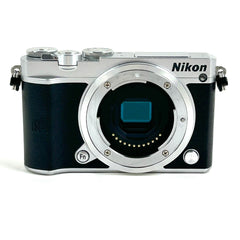 ニコン Nikon 1 J5 ボディ デジタル ミラーレス 一眼カメラ 【中古】