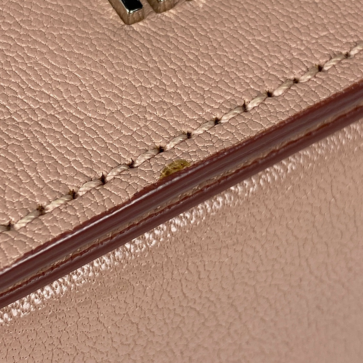 【希少カラー‼️】miumiu ハンドバック　レザー　ピンク miu ミュウミュウ ピンク レザー ハンドバッグ ショルダーバッグ 2WAY