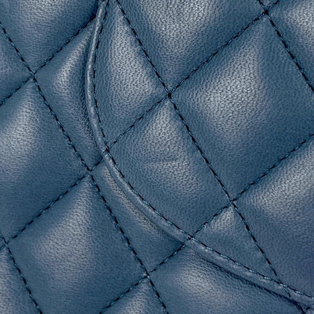 シャネル マトラッセ Wフラップ チェーン ショルダーバッグ ココマーク レザー ブルー A01112 レディース 【中古】 brbag