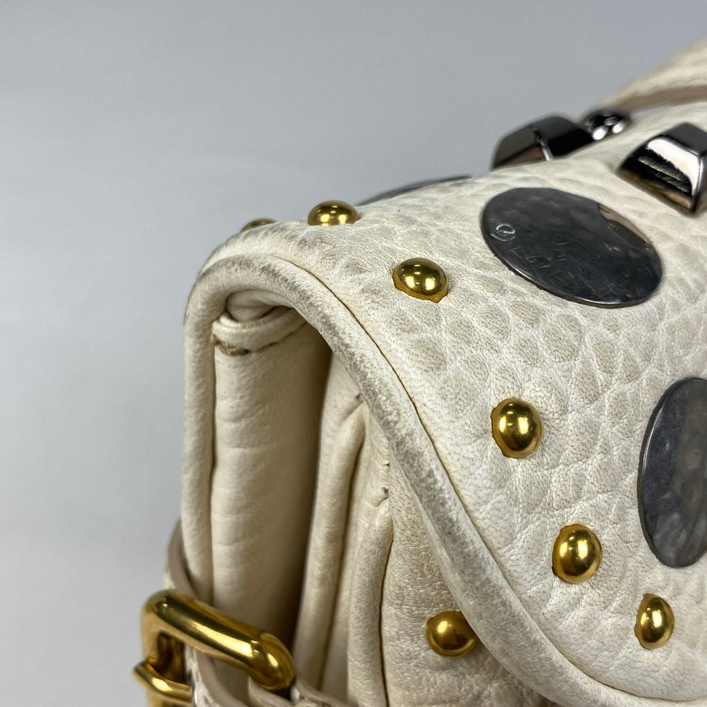 ミュウ ミュウ ロゴ ショルダーバッグ スタッズ 肩掛け ショルダーバッグ レザー ホワイト レディース 【中古】 brbag