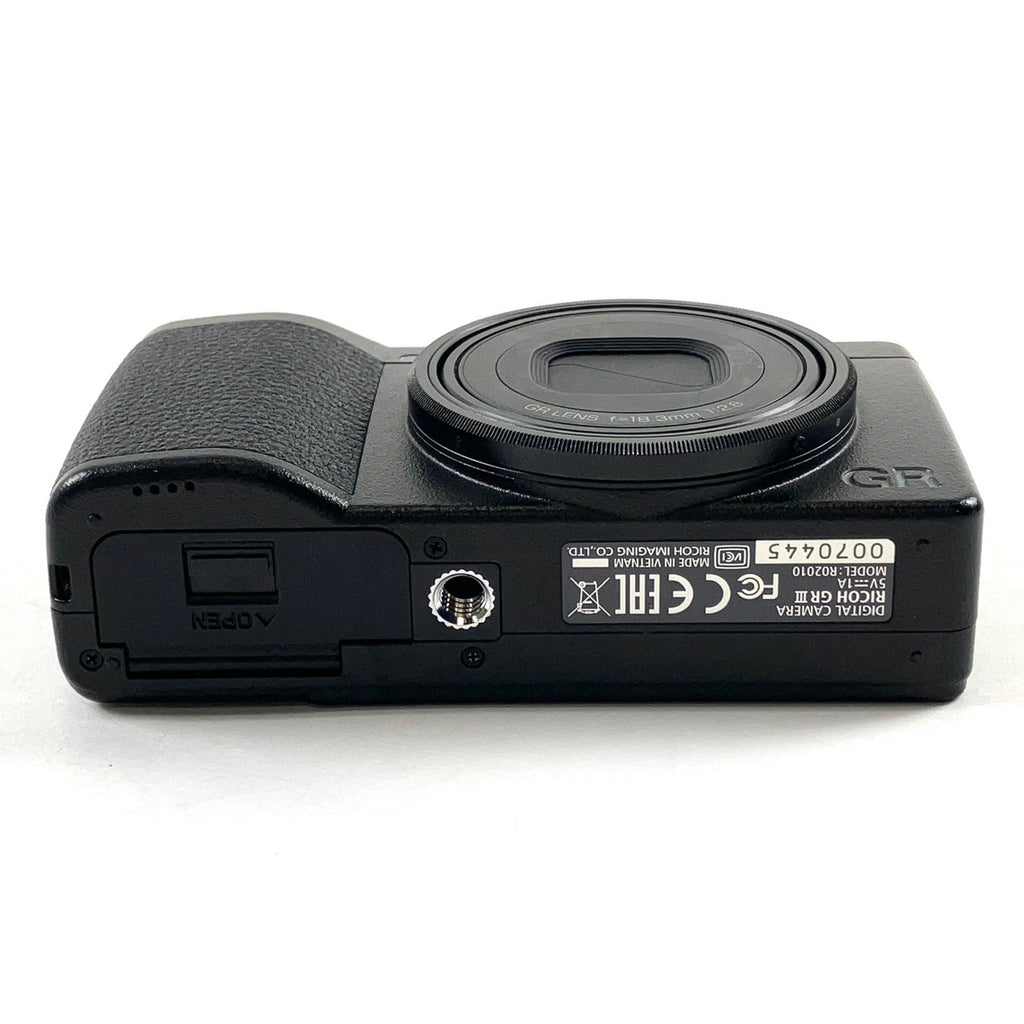 リコー RICOH GR III コンパクトデジタルカメラ 【中古】cambb