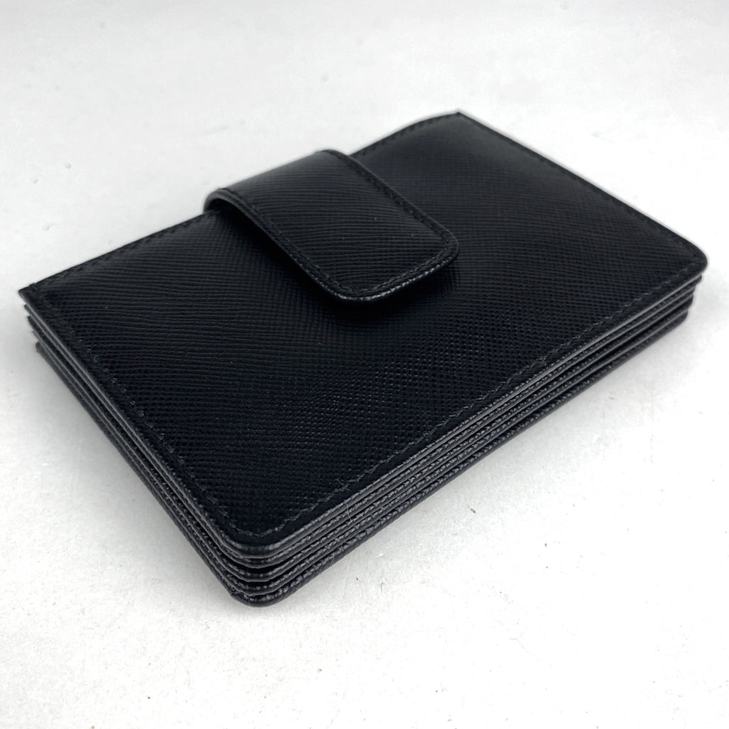 プラダ ロゴプレート カードケース カード入れ レザー ネロ(ブラック) 1M1211 レディース 【中古】brbag