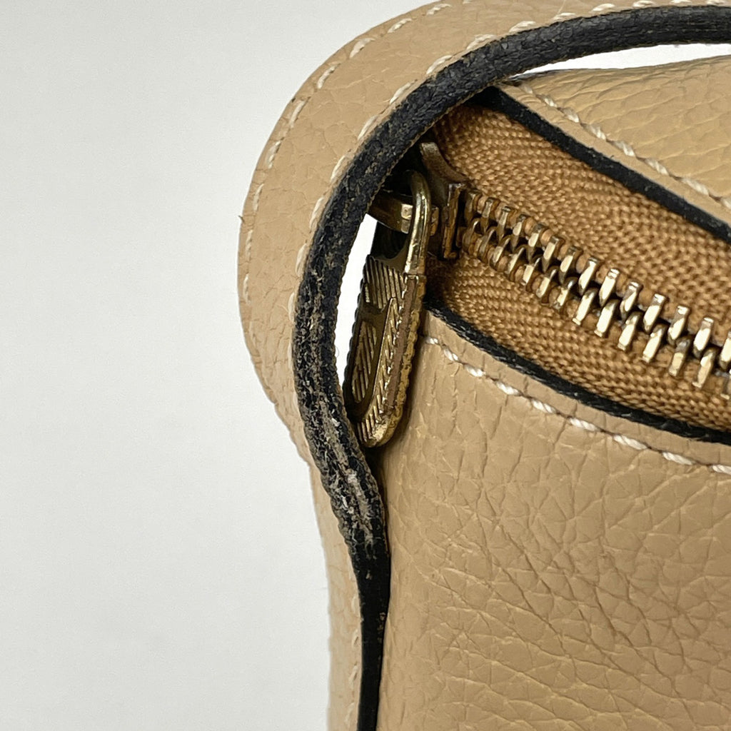 デルヴォー Dロゴ ショルダーバッグ レザー ベージュ レディース 【中古】brbag